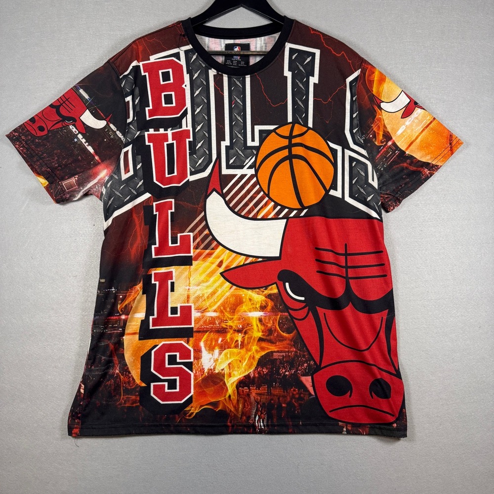 Chicago Bulls All Over Print T-Shirt Mens XL Vintage Graphic Basketball‎ Tee NBA